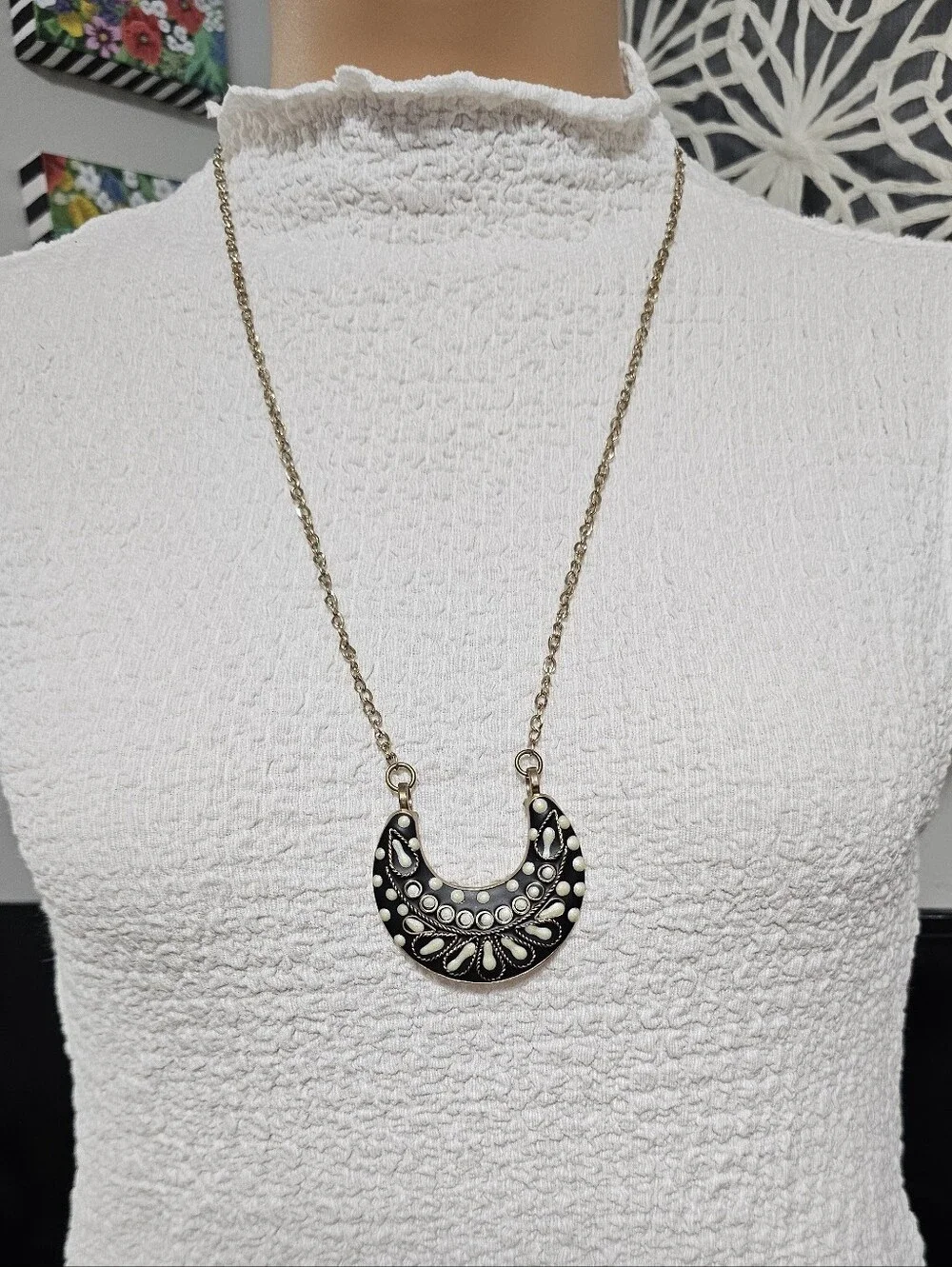 Crsecent Moon Pendent
